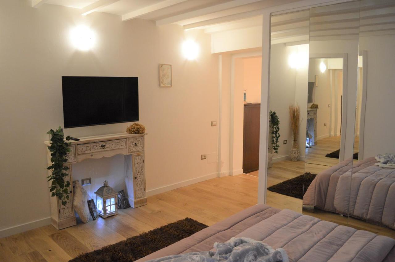 Domu 600 - Suite Mini Appartamento Cagliari Centro Storico المظهر الخارجي الصورة