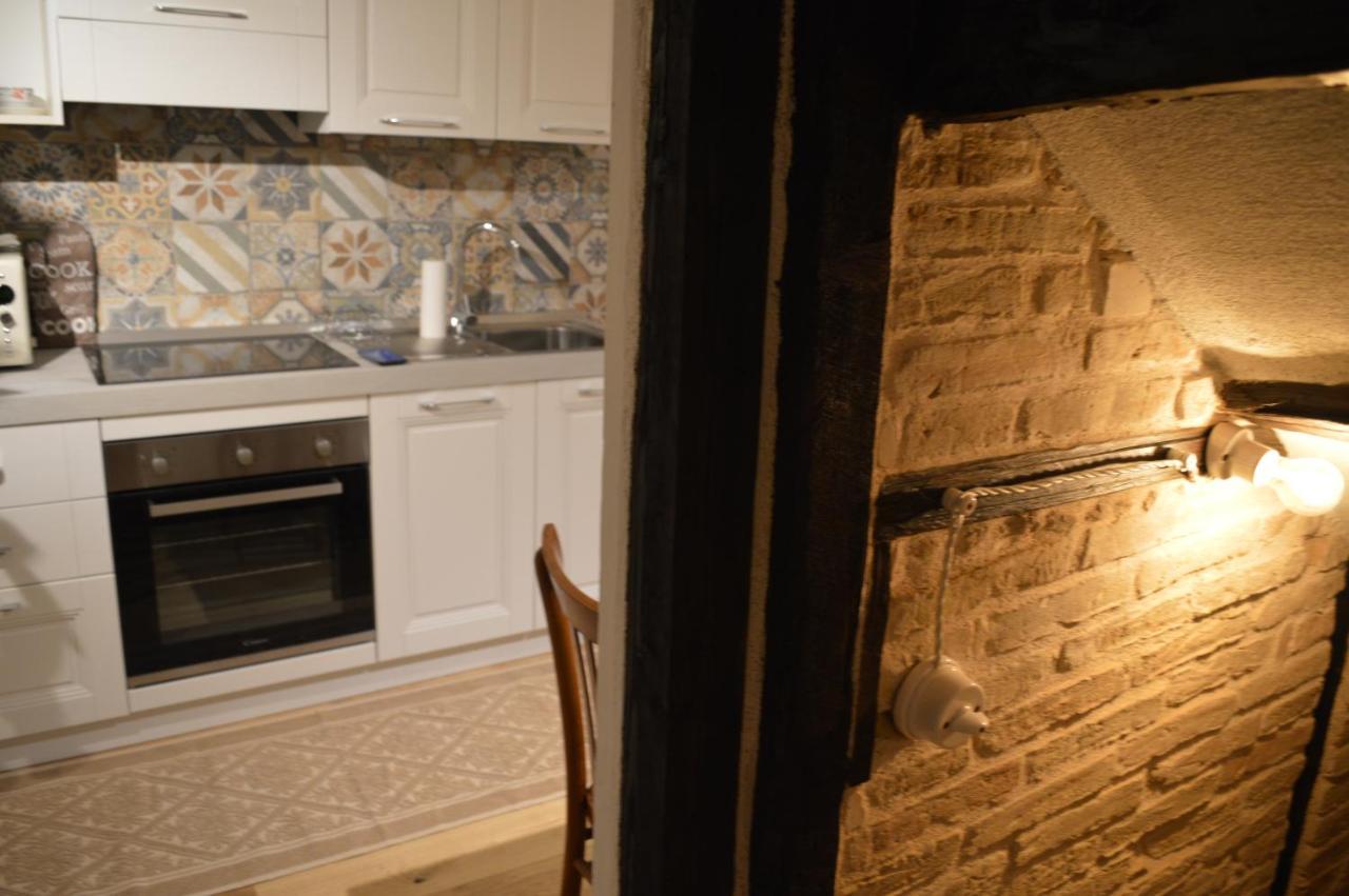 Domu 600 - Suite Mini Appartamento Cagliari Centro Storico المظهر الخارجي الصورة