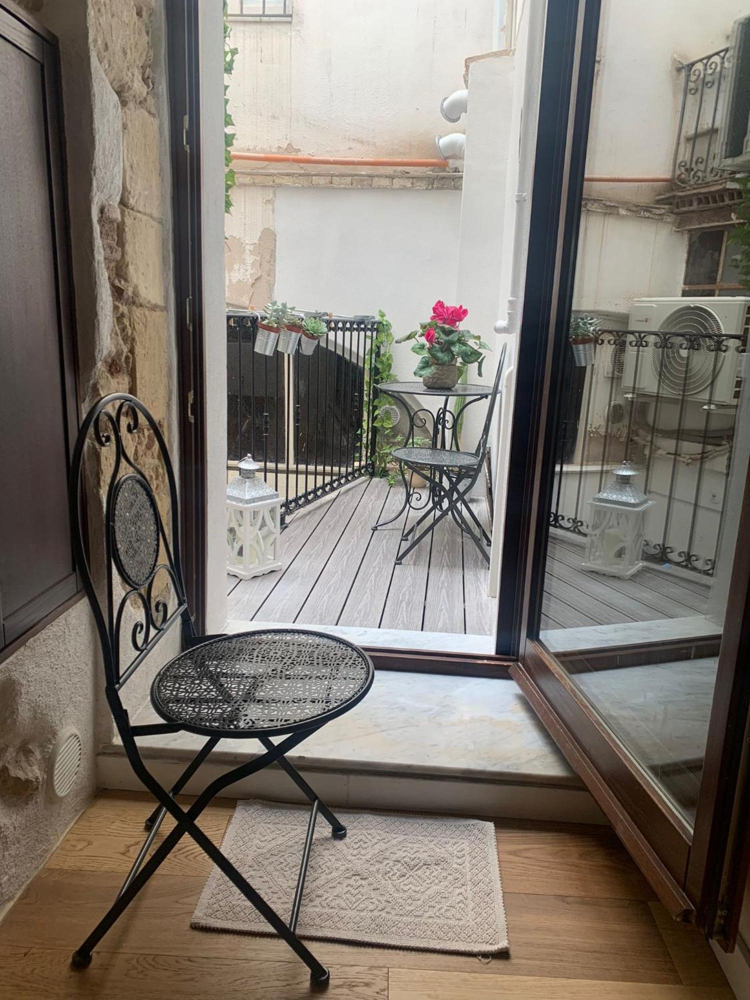 Domu 600 - Suite Mini Appartamento Cagliari Centro Storico المظهر الخارجي الصورة